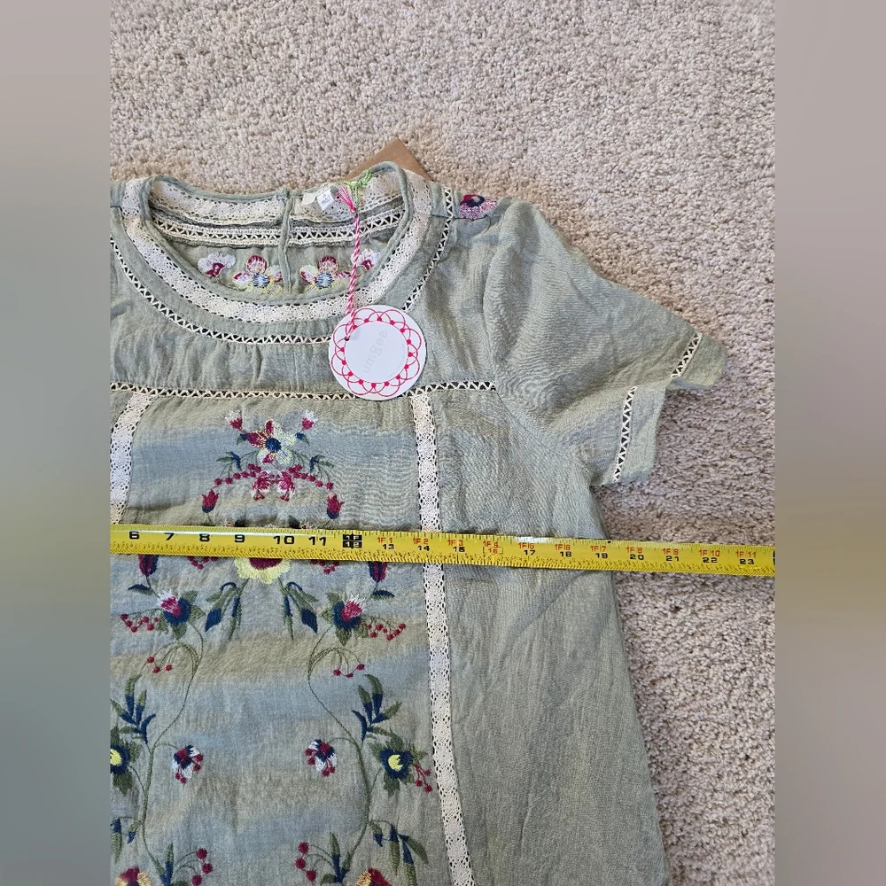 New Umgee Size Small Floral Embroidered Lightweight Lined Dress - Picture 8 of 8